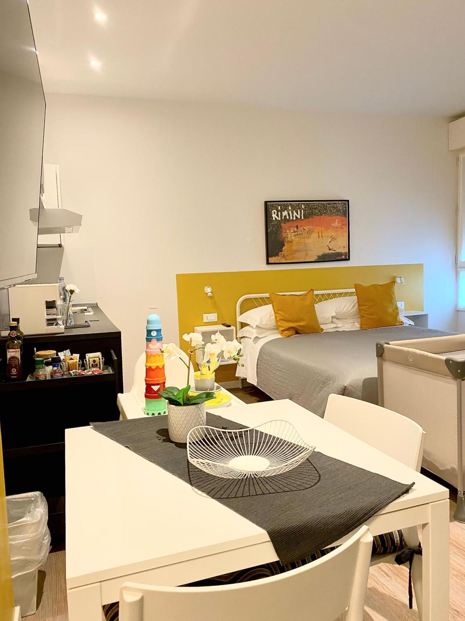 Smart & Urban Suites - Corso51 리미니 외부 사진